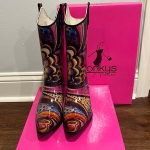 Corey’s size 7 western rain boot